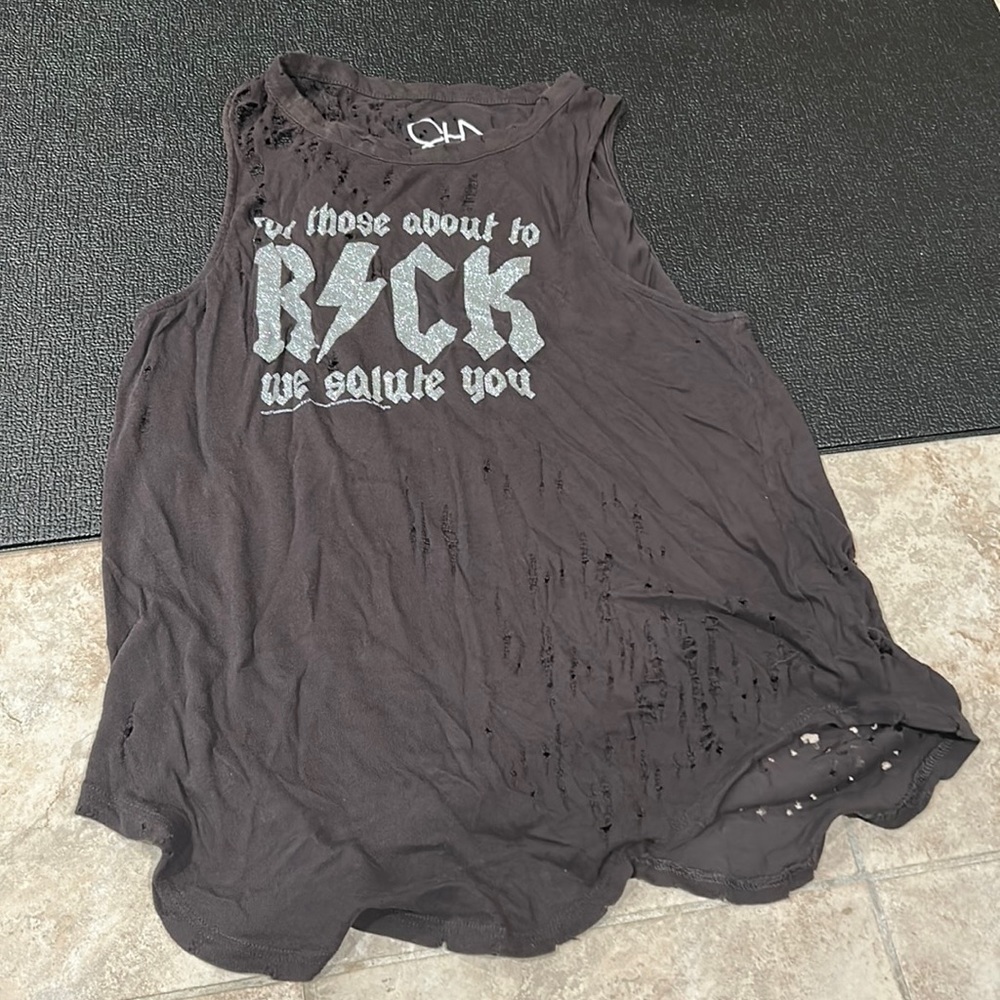 Like new: chaser tank top